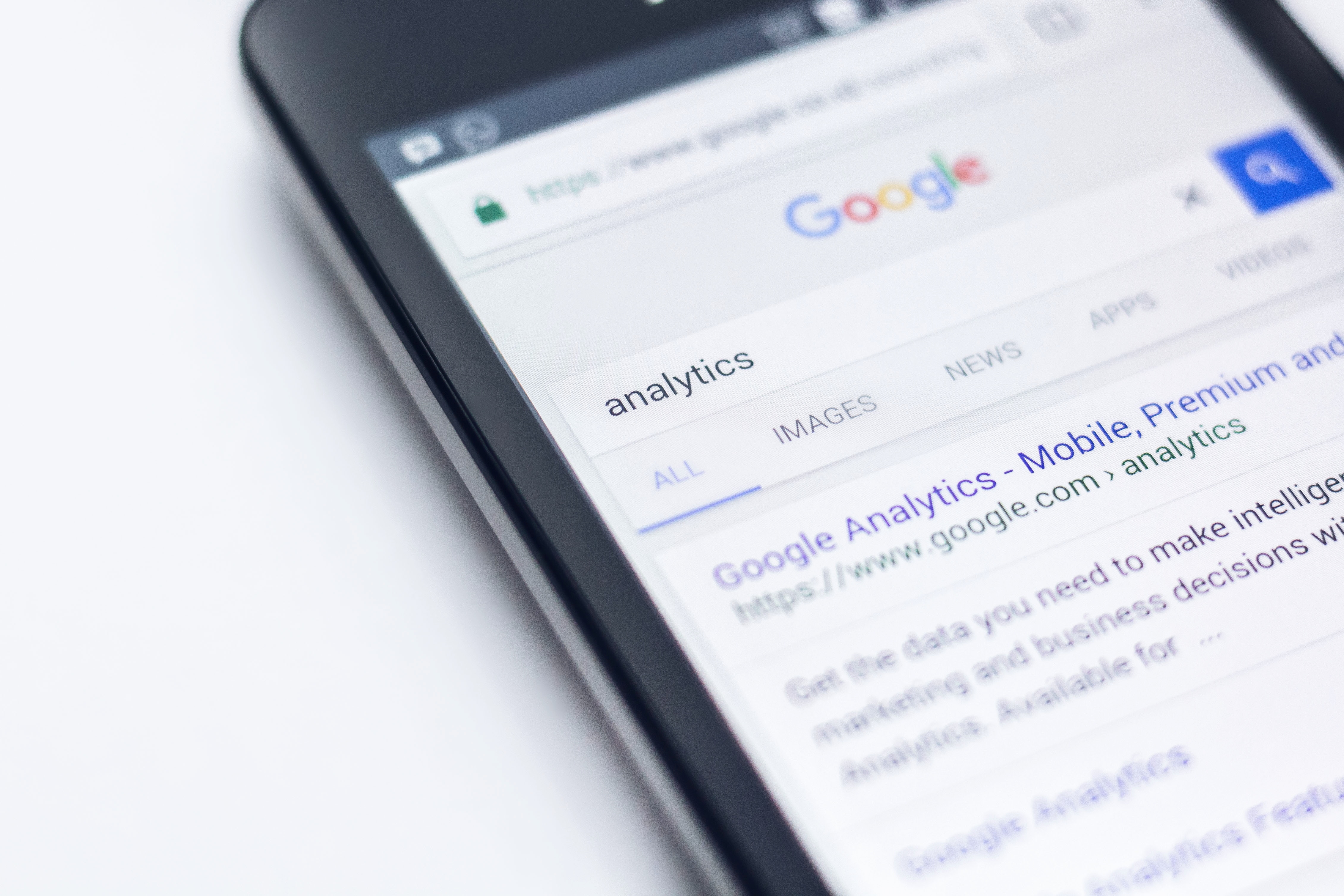 edho-pratama-152392-unsplash Google y el SEO: ¿qué hacer para posicionar tu web?